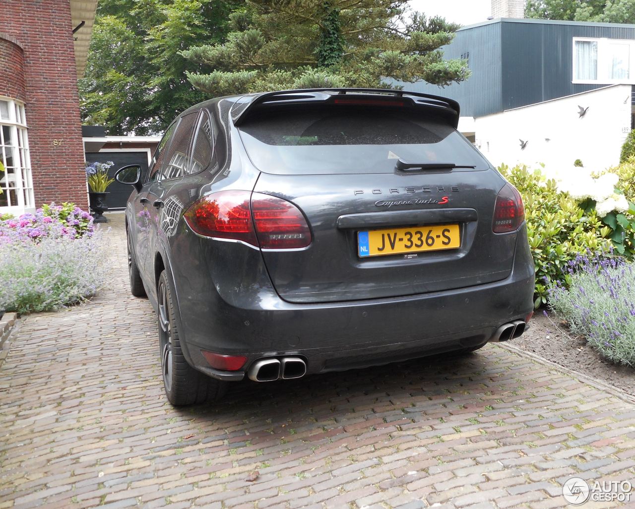 Porsche 958 Cayenne Turbo S