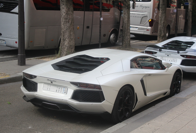 Lamborghini Aventador LP700-4