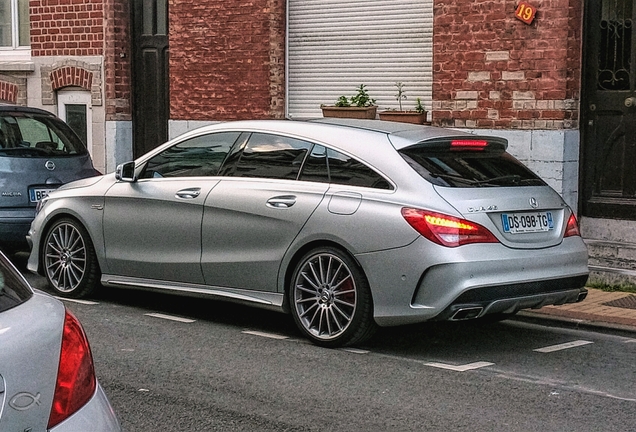 Mercedes-Benz CLA 45 AMG Shooting Brake