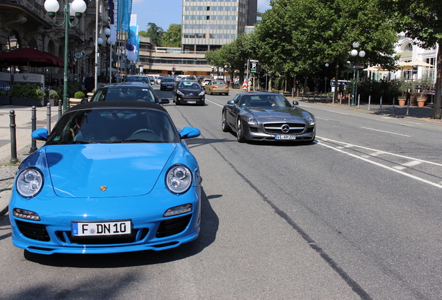 Mercedes-Benz SLS AMG