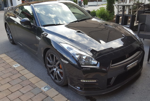 Nissan GT-R 2013