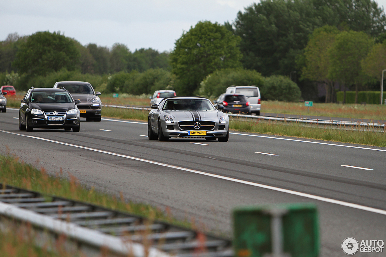 Mercedes-Benz SLS AMG GT Roadster