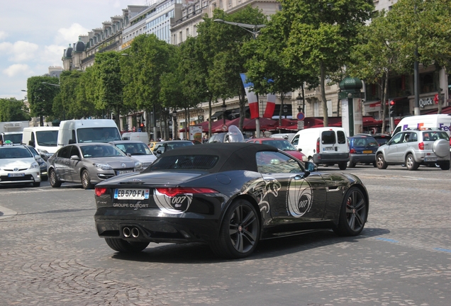 Jaguar F-TYPE S Convertible
