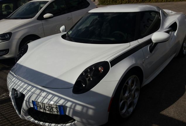 Alfa Romeo 4C Coupé