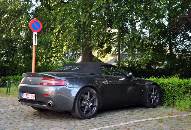 Aston Martin V8 Vantage Roadster