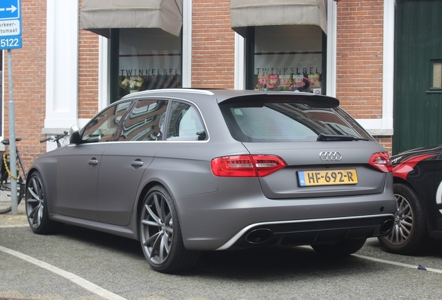 Audi RS4 Avant B8