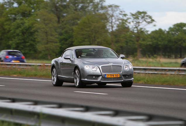 Bentley Continental GTC V8