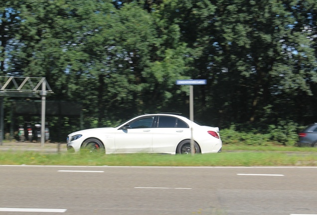 Mercedes-AMG C 63 S W205