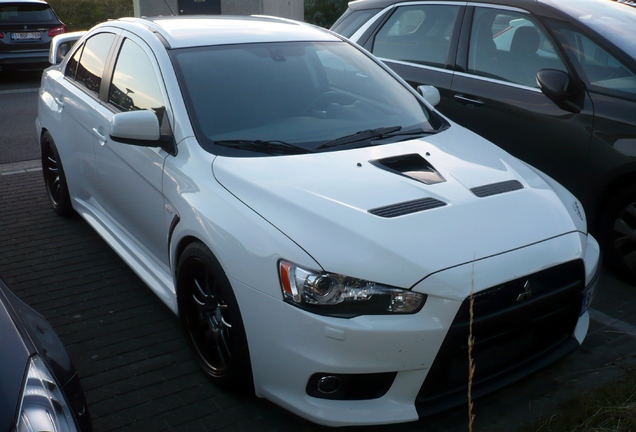 Mitsubishi Lancer Evolution X