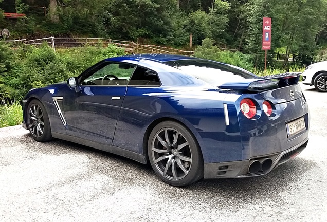 Nissan GT-R 2013