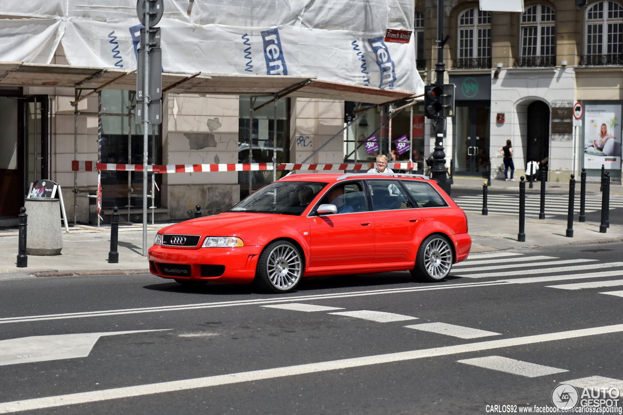 Audi RS4 Avant B5