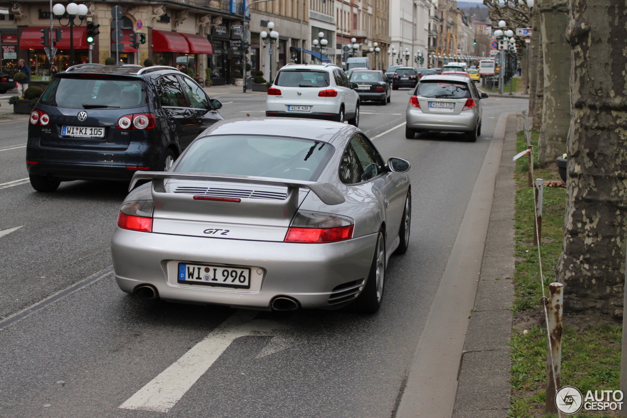 Porsche 996 GT2