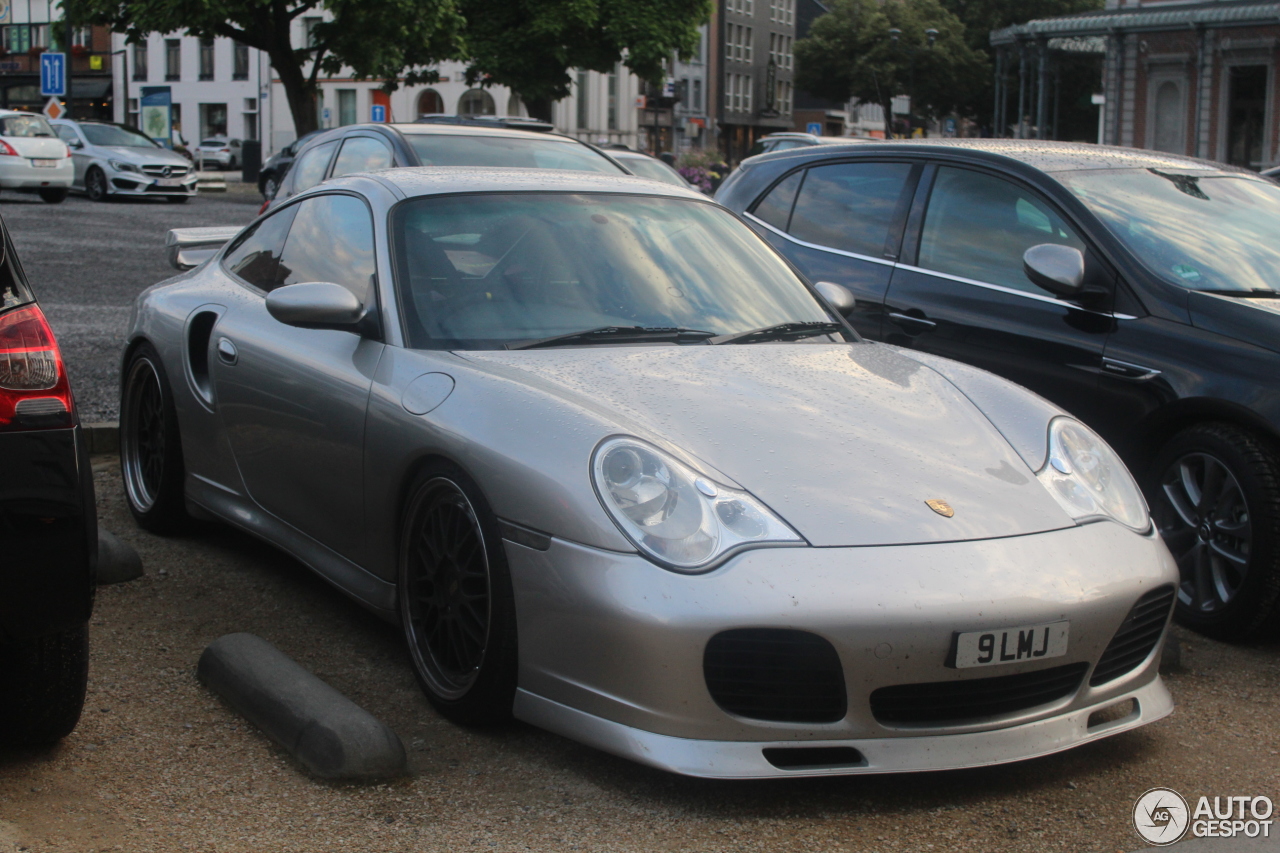 Porsche 996 Turbo