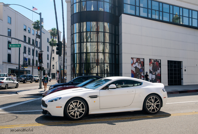 Aston Martin V8 Vantage S