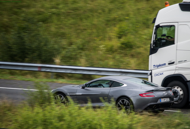 Aston Martin Vanquish 2013