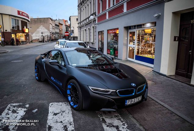 BMW i8