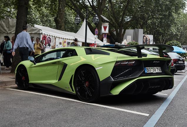 Lamborghini Aventador LP750-4 SuperVeloce