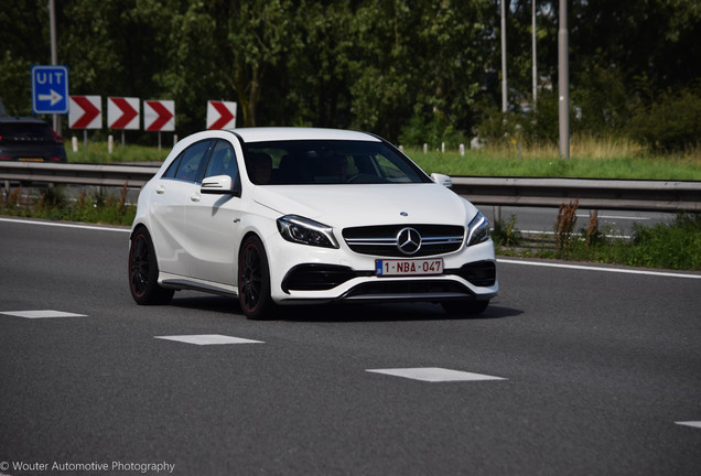 Mercedes-AMG A 45 W176 2015