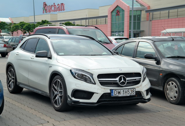 Mercedes-Benz GLA 45 AMG X156