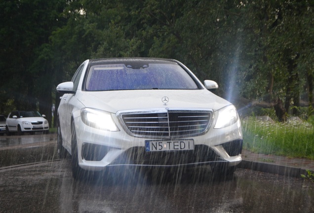 Mercedes-Benz S 63 AMG V222