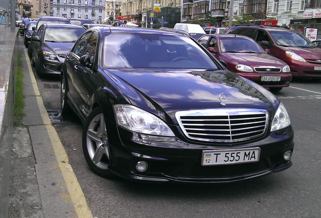 Mercedes-Benz S 63 AMG W221