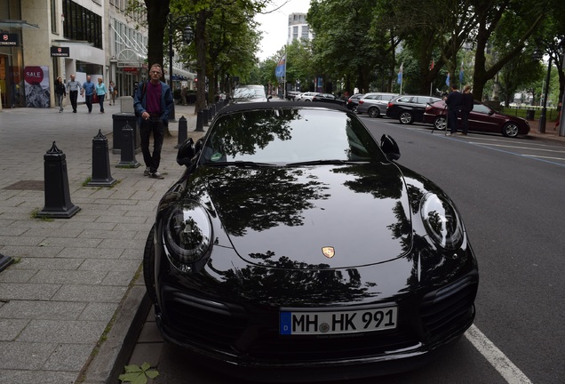 Porsche 991 Turbo S Cabriolet MkII