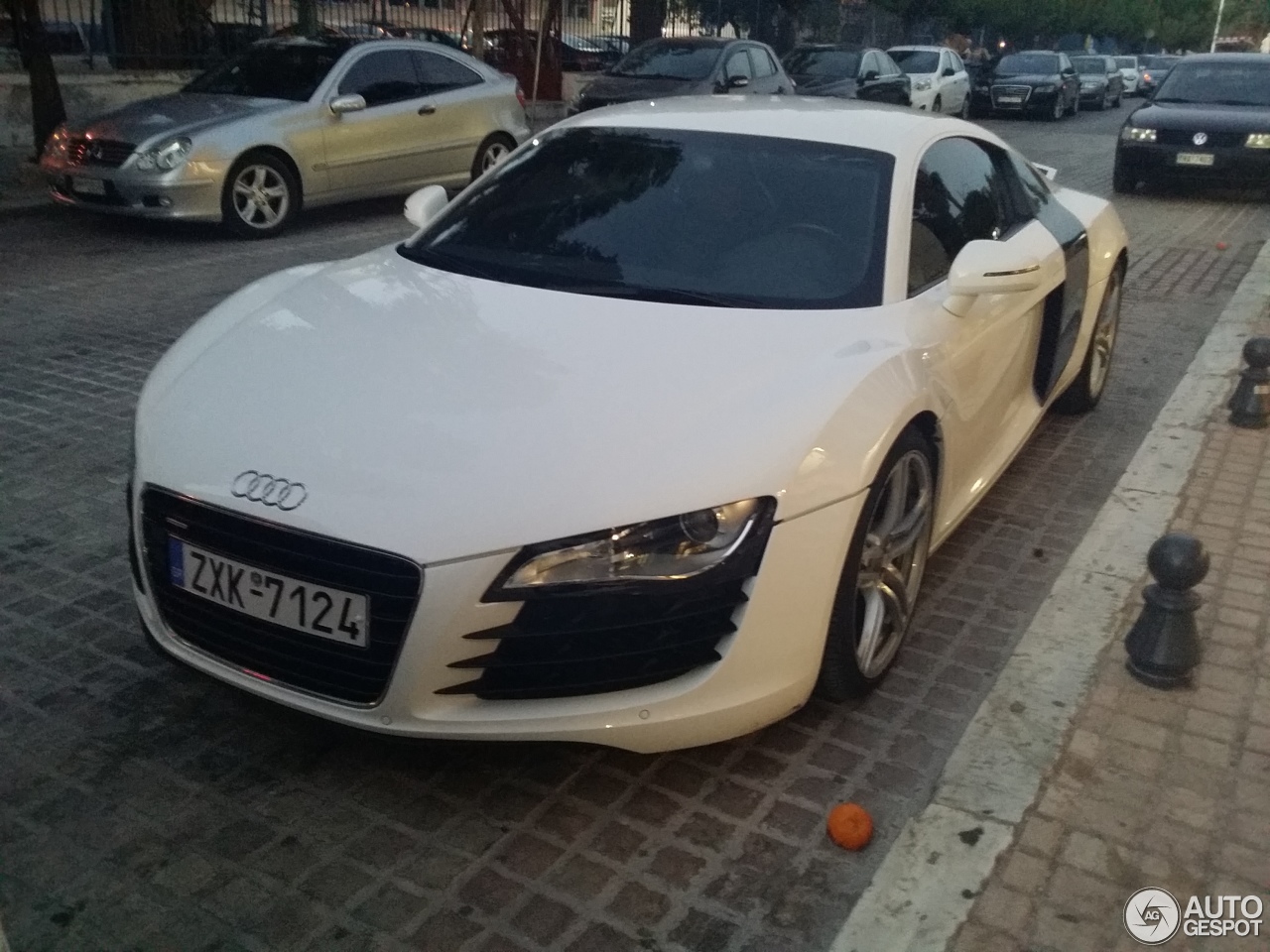 Audi R8