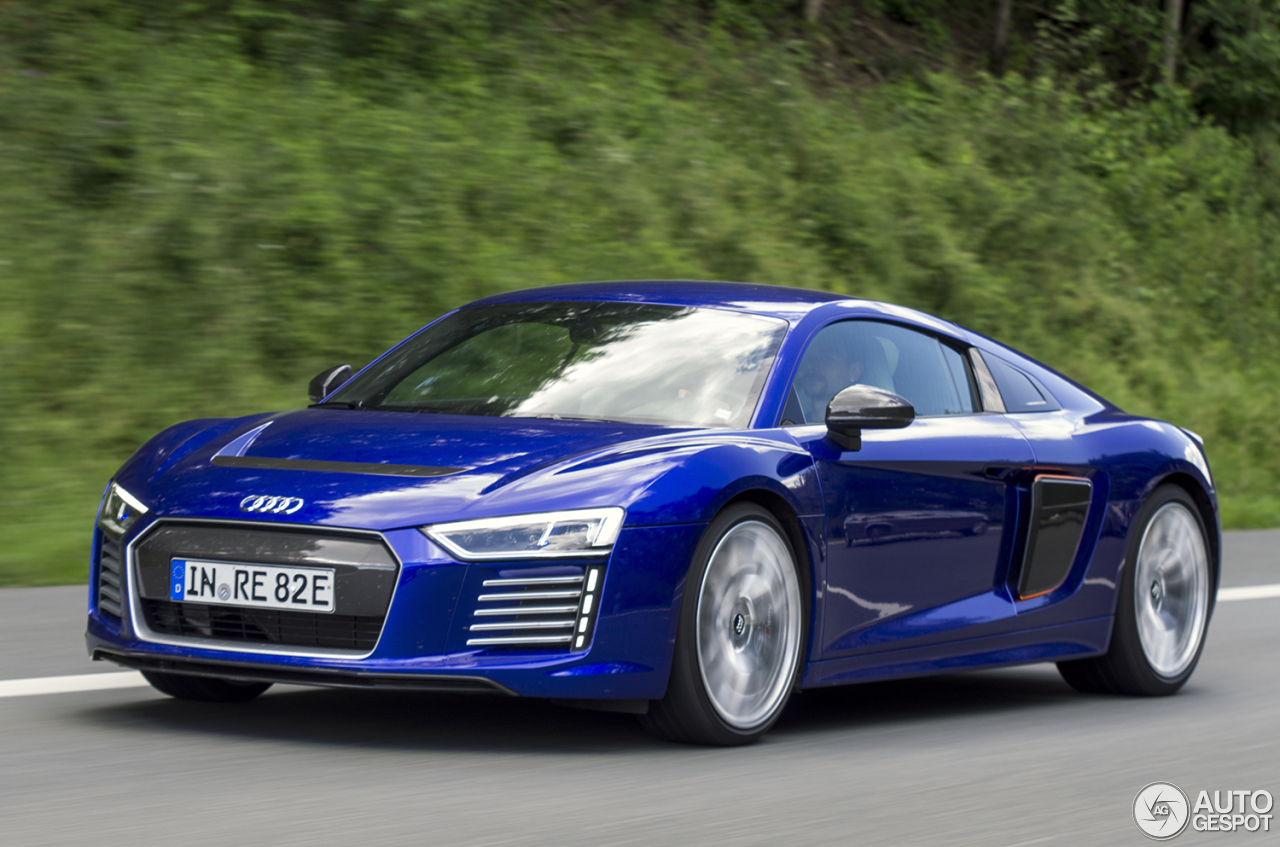 Audi R8 e-tron 2016