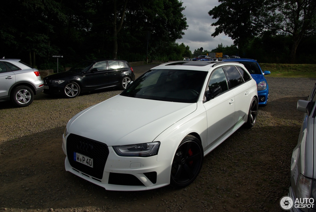 Audi RS4 Avant B8