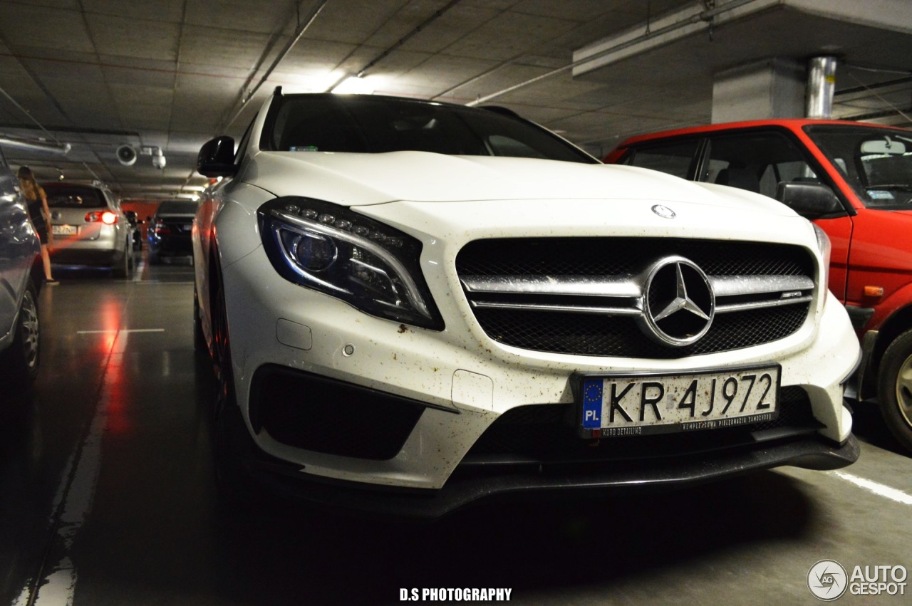 Mercedes-Benz GLA 45 AMG X156