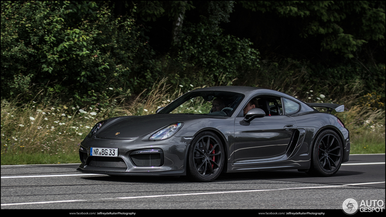 Porsche 981 Cayman GT4