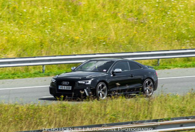 Audi RS5 B8 2012