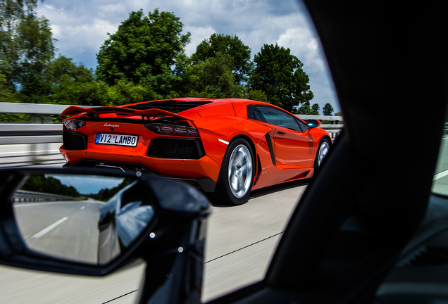 Lamborghini Aventador LP700-4