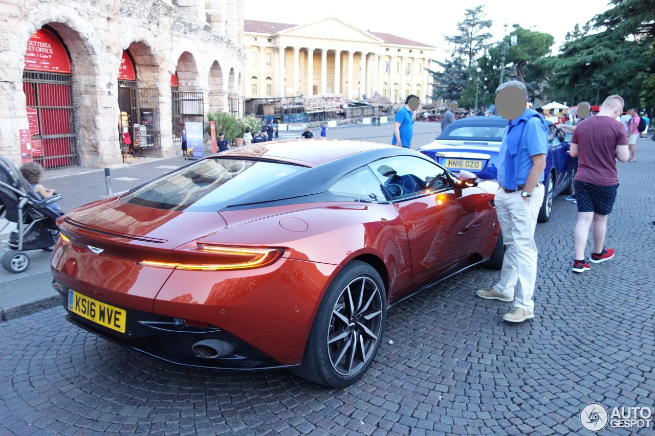 Aston Martin DB11