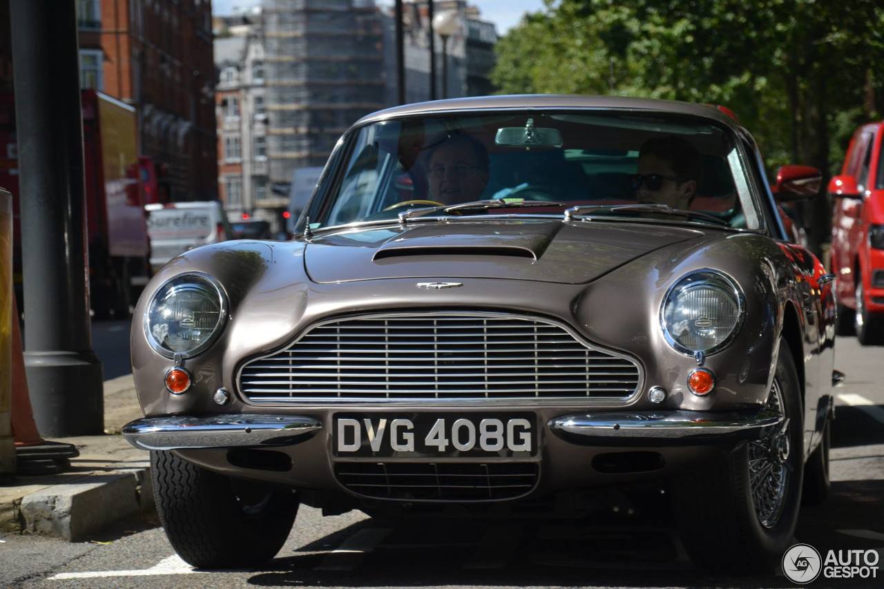 Aston Martin DB6 Vantage MKI