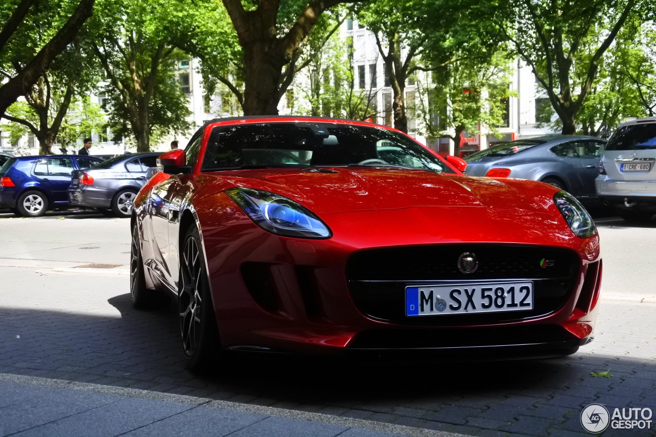 Jaguar F-TYPE S Convertible