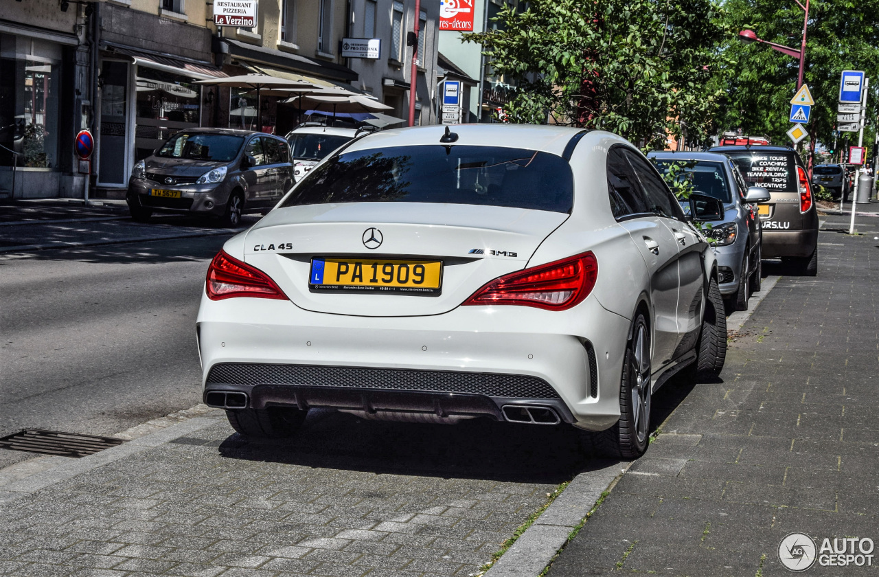 Mercedes-Benz CLA 45 AMG C117