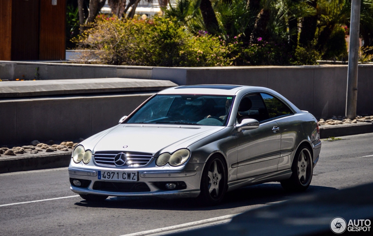 Mercedes-Benz CLK 55 AMG