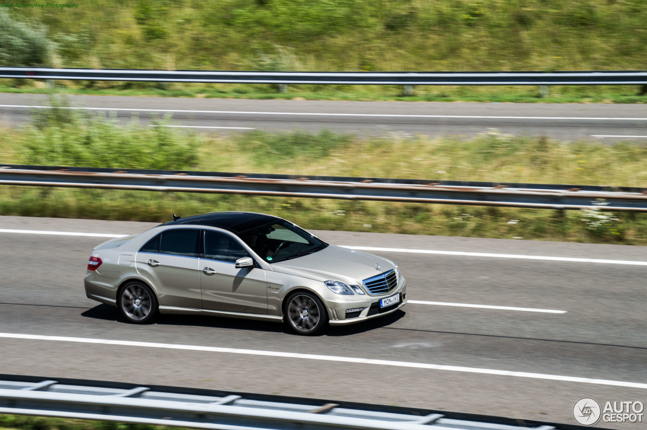 Mercedes-Benz E 63 AMG W212 V8 Biturbo