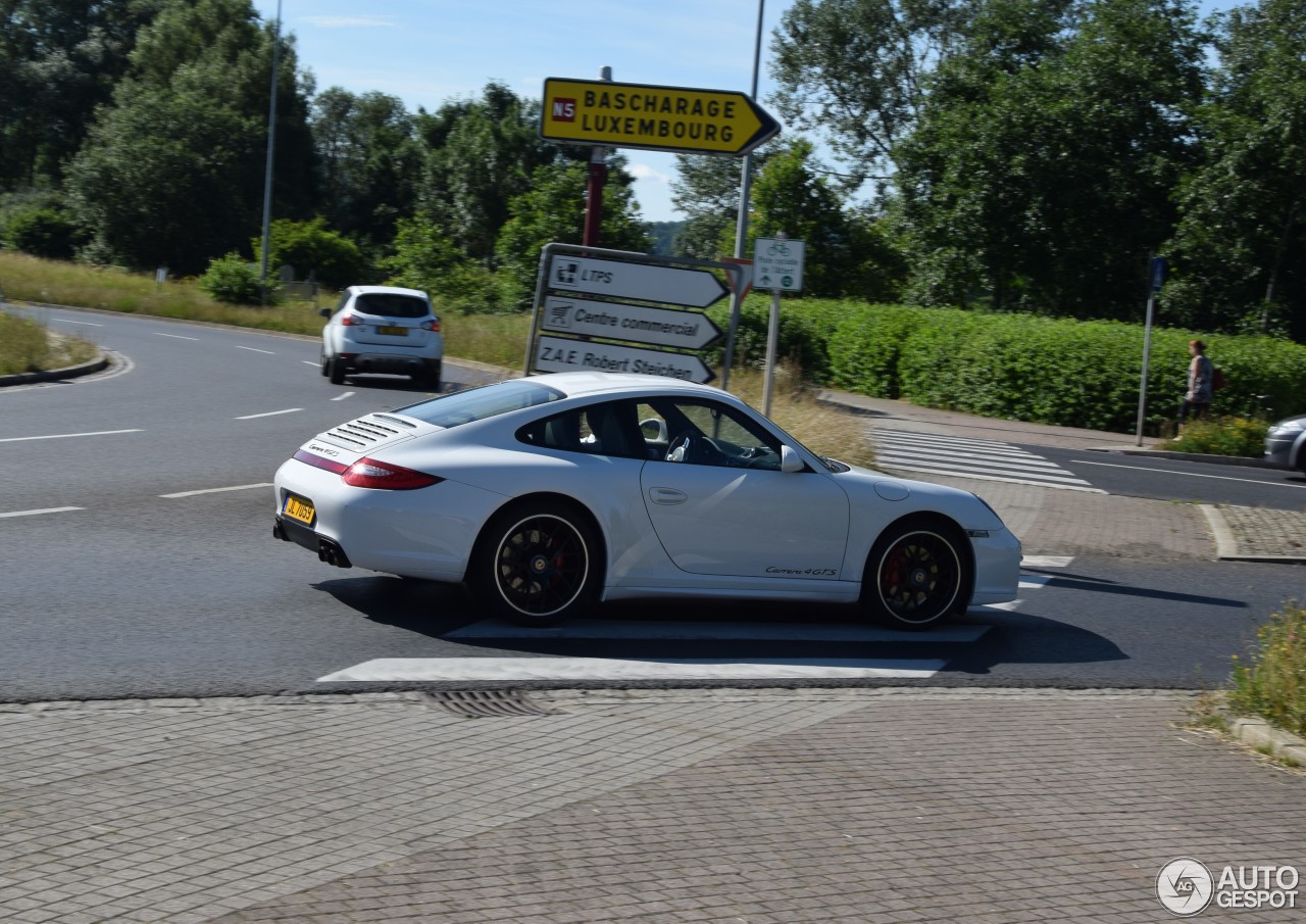 Porsche 997 Carrera 4 GTS