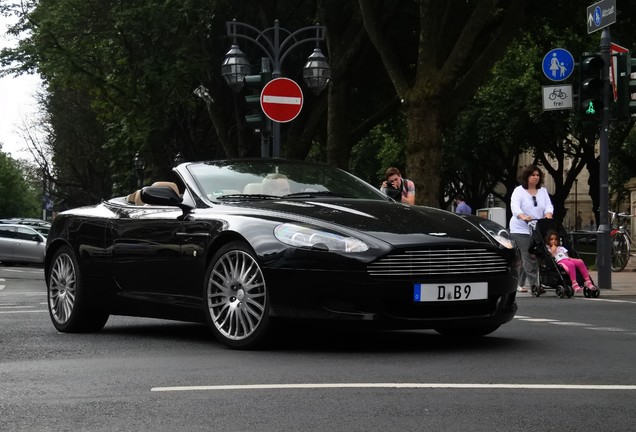 Aston Martin DB9 Volante