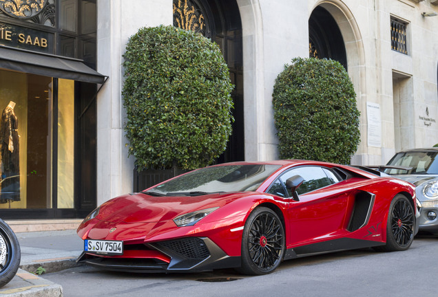 Lamborghini Aventador LP750-4 SuperVeloce