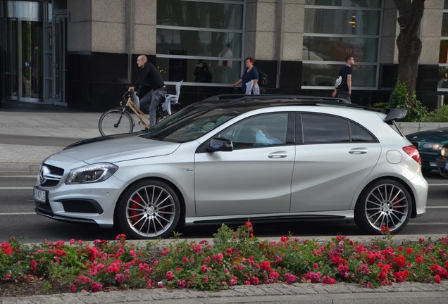 Mercedes-Benz A 45 AMG