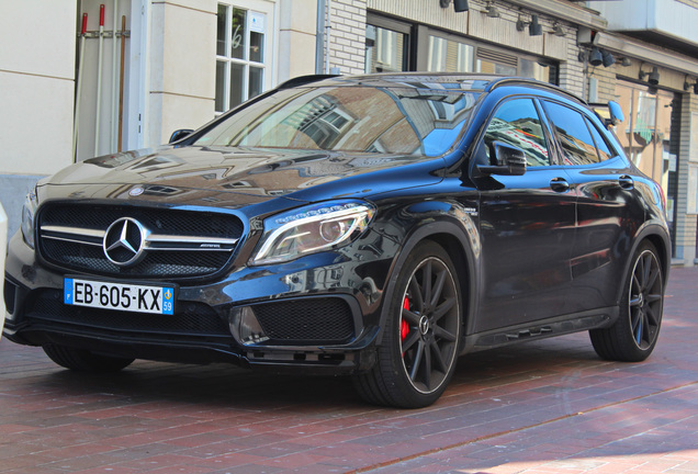 Mercedes-Benz GLA 45 AMG X156