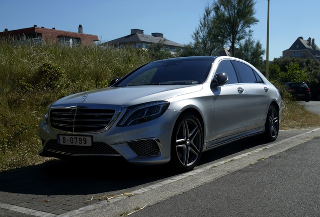 Mercedes-Benz S 65 AMG V222