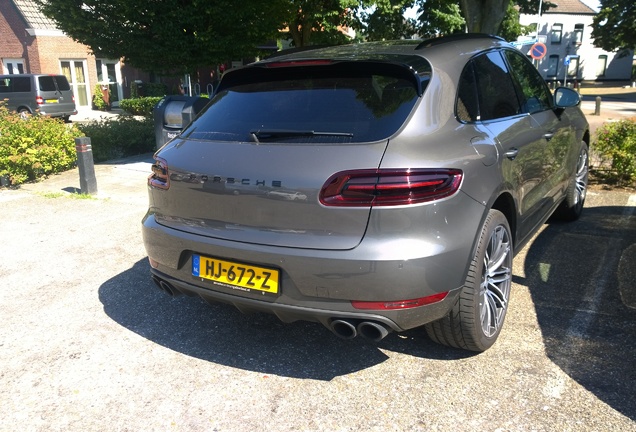 Porsche 95B Macan Turbo