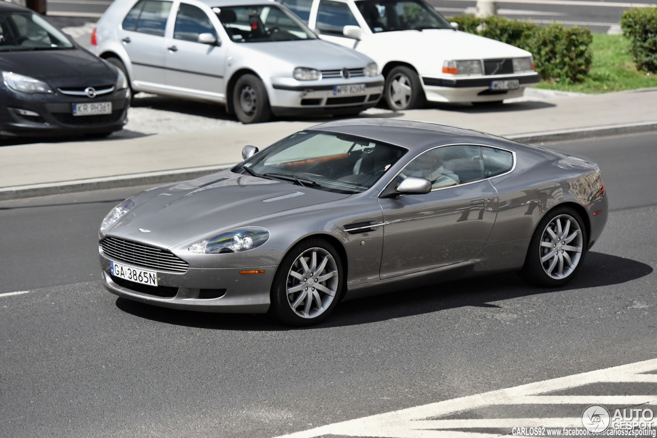 Aston Martin DB9