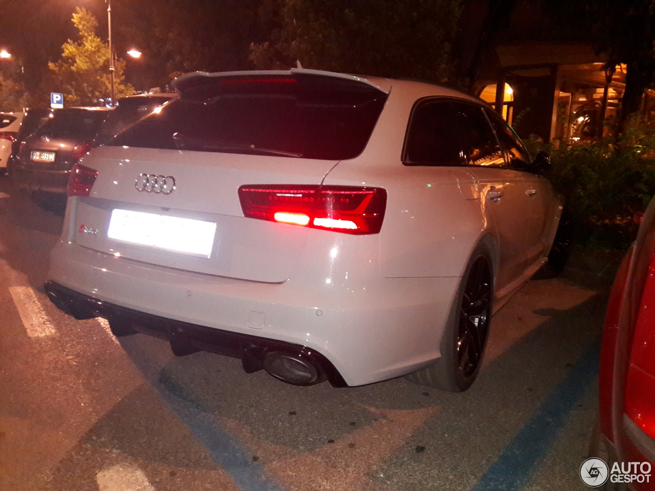 Audi RS6 Avant C7