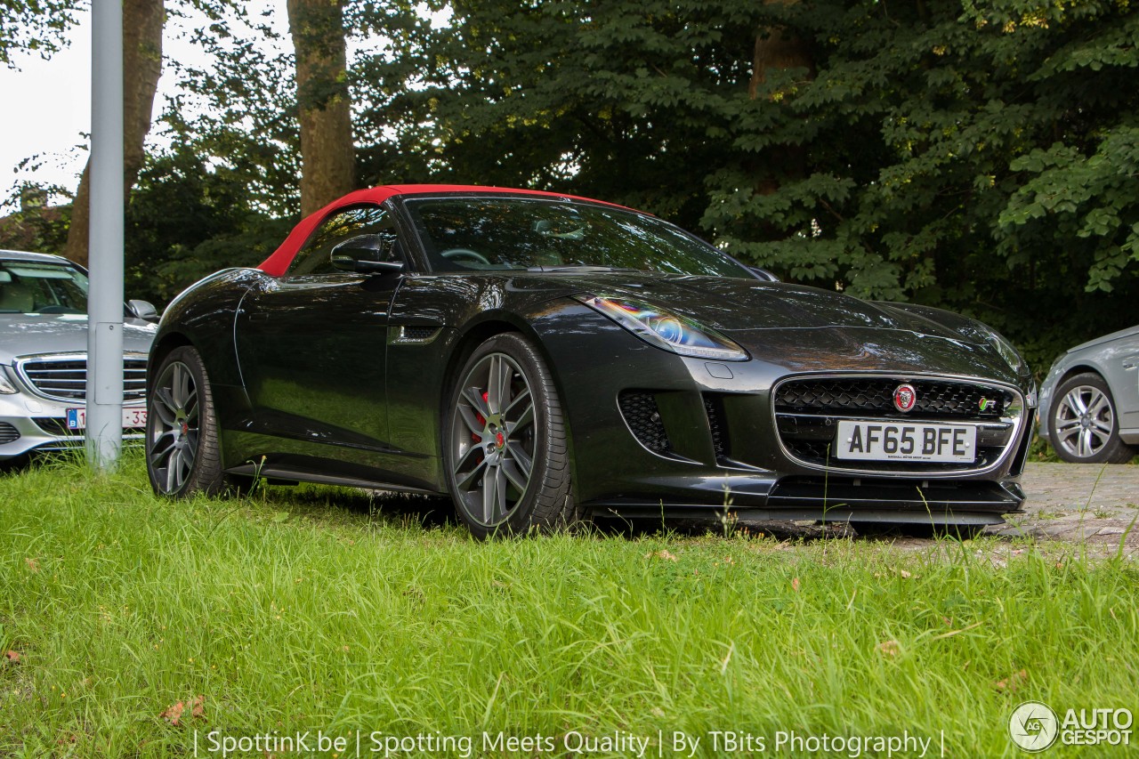 Jaguar F-TYPE R AWD Convertible