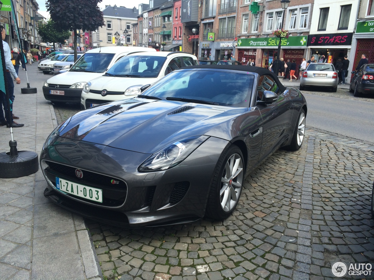 Jaguar F-TYPE S Convertible